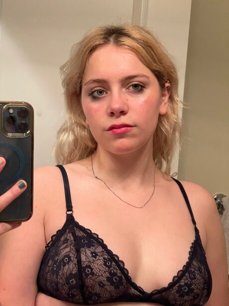 Photo nue de fuite OnlyFans de Juliet