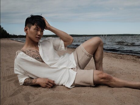 Photo nue de fuite OnlyFans de Nickolas Nguyen