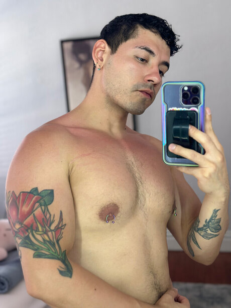 Photo nue de fuite OnlyFans de Osito