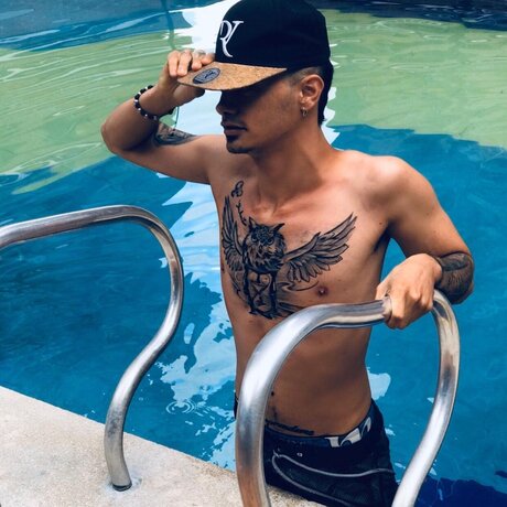 Photo nue de fuite OnlyFans de Alejoeusse