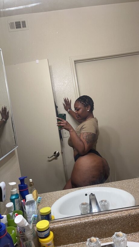 Photo nue de fuite OnlyFans de Freakiieroy