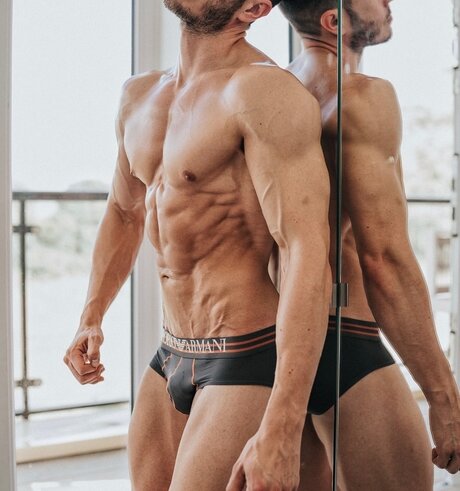 Photo nue de fuite OnlyFans de Flex