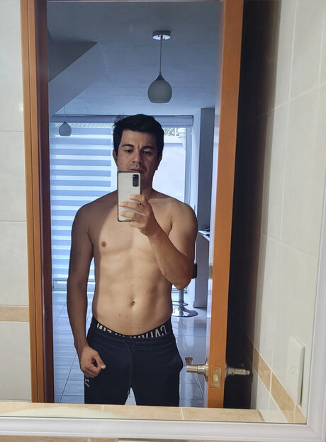 Photo nue de fuite OnlyFans de John Doe