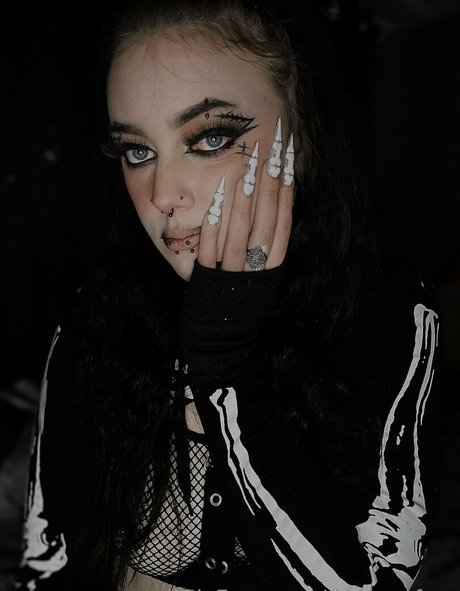 Photo nue de fuite OnlyFans de Demonsfree