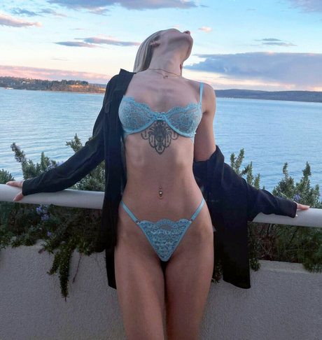 Photo nue de fuite OnlyFans de Nadja Arhar