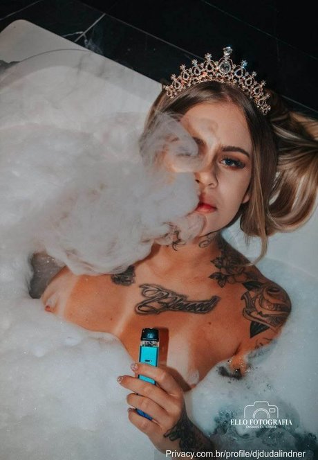 Photo nue de fuite OnlyFans de Dj Duda Lindner