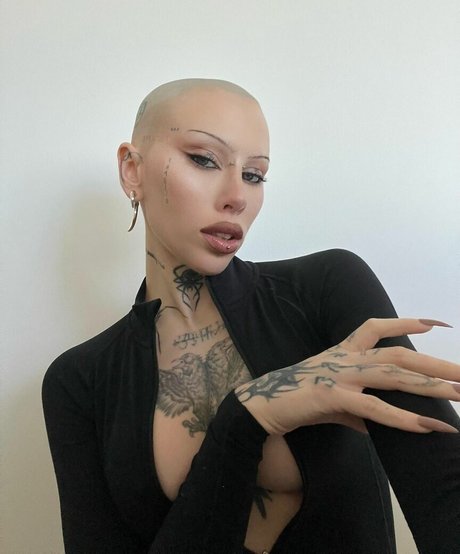 Photo nue de fuite OnlyFans de Siiickbrain