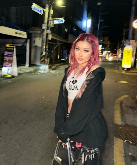 Dj Camgirl