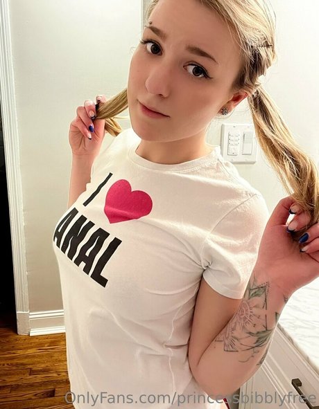 Photo nue de fuite OnlyFans de Princessbibblyfree