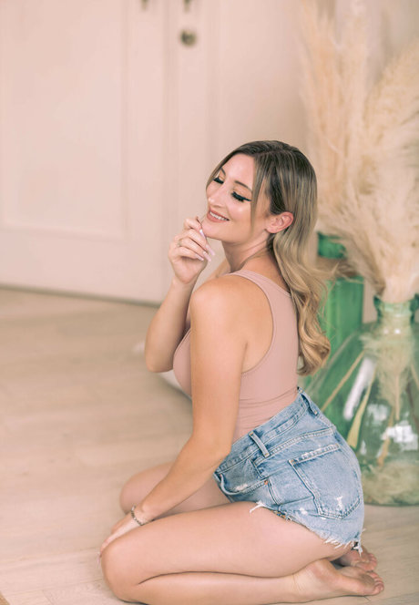 Holly Wolf