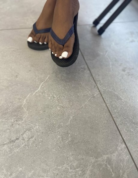 Photo nue de fuite OnlyFans de Chocolatefeet8