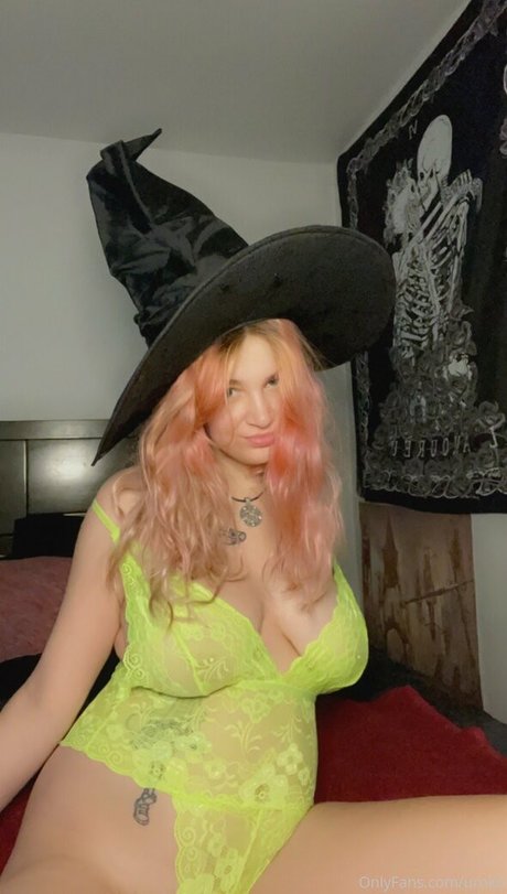 Photo nue de fuite OnlyFans de Urokogal