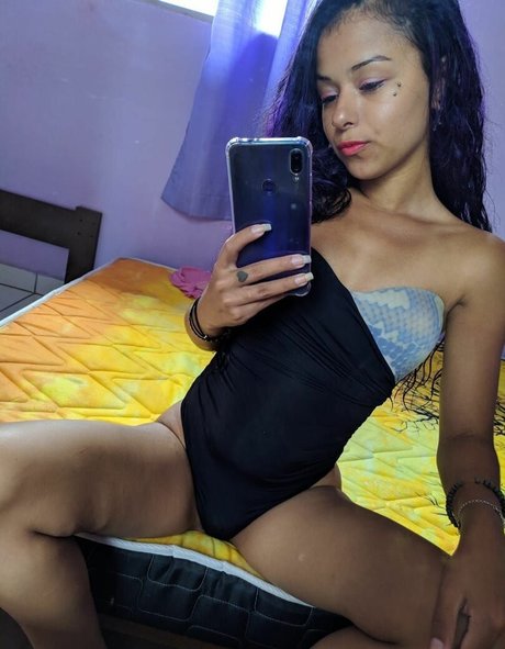 Photo nue de fuite OnlyFans de Keke Amorzinha