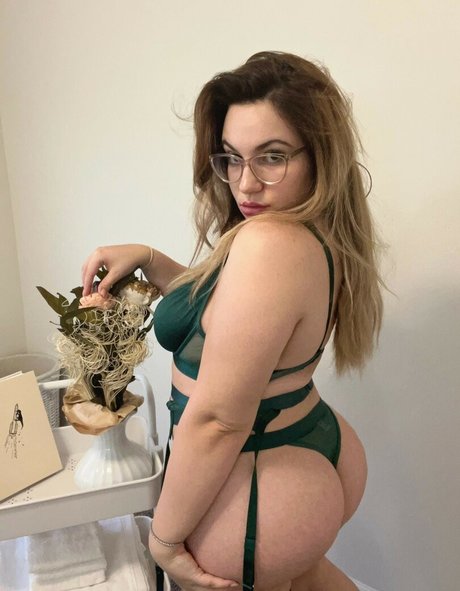 Photo nue de fuite OnlyFans de Keira June