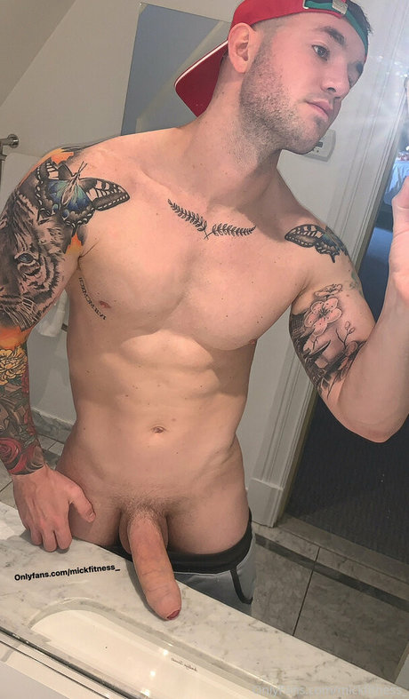 Photo nue de fuite OnlyFans de Mickfitness
