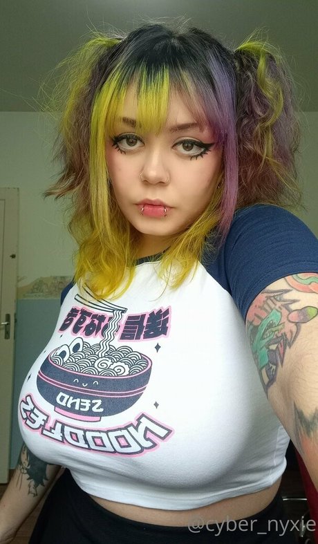 Photo nue de fuite OnlyFans de Cybernyxie