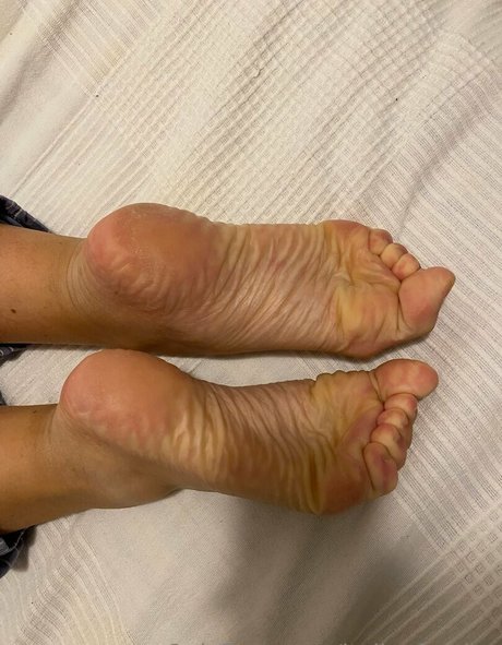 Photo nue de fuite OnlyFans de Italianfeetluv
