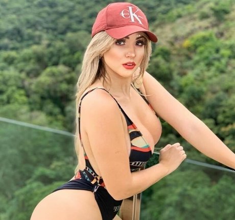 Photo nue de fuite OnlyFans de Isa Geane