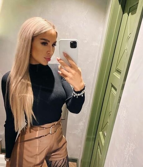 Photo nue de fuite OnlyFans de Anastasia Vattel
