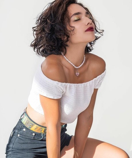Ella Flare