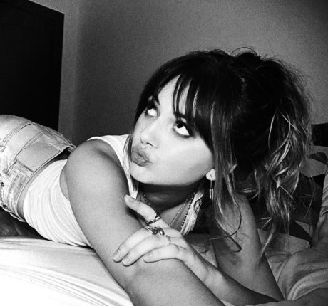 Photo nue de fuite OnlyFans de Emilia Jones
