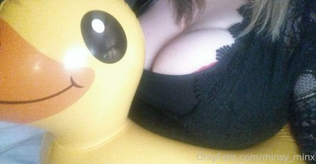 Photo nue de fuite OnlyFans de Minxyminx