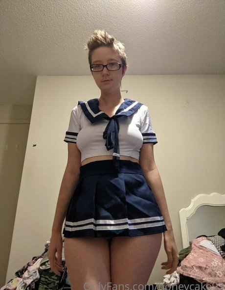 Honeycake93