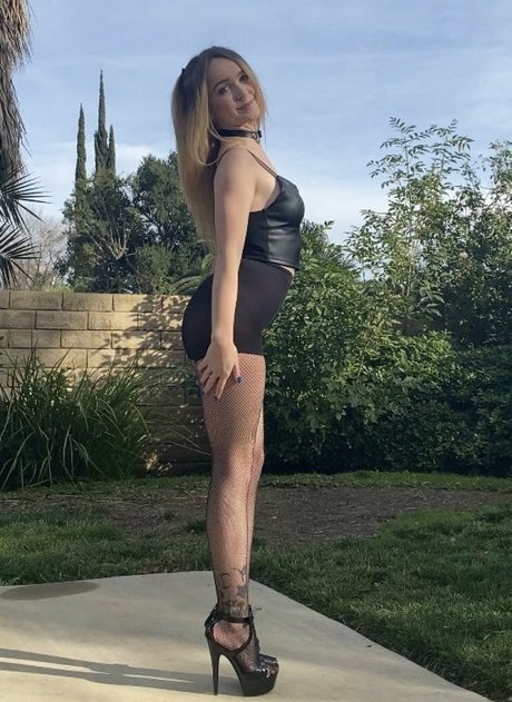 Photo nue de fuite OnlyFans de Nikole Nash
