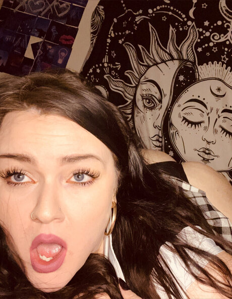 Photo nue de fuite OnlyFans de Violet Rose