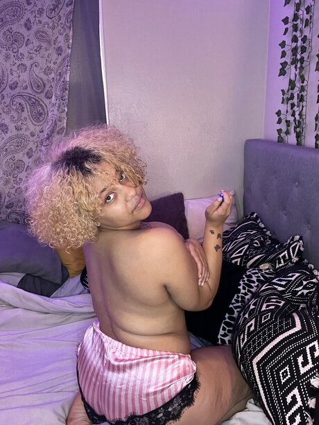 Photo nue de fuite OnlyFans de Sweet Like Honey