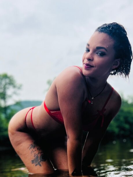 Photo nue de fuite OnlyFans de Kenzi Marie