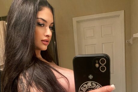 Photo nue de fuite OnlyFans de Big Purrrr