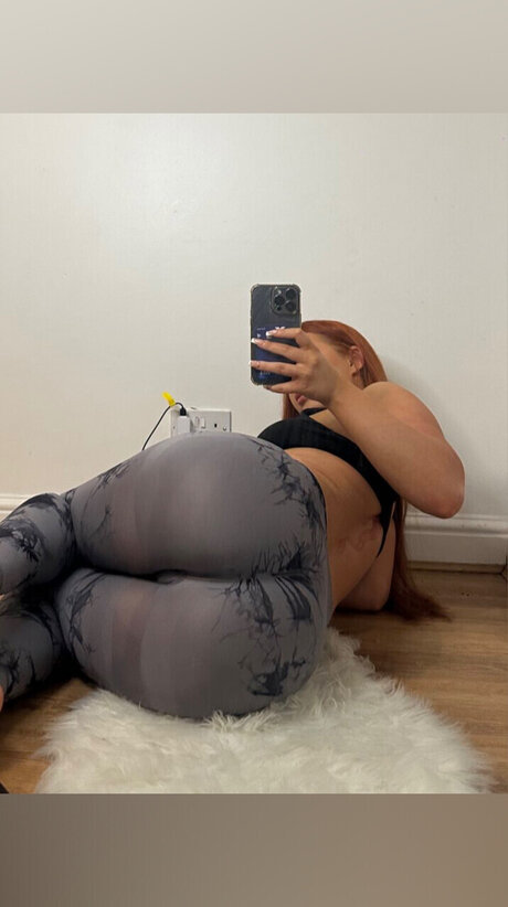 Photo nue de fuite OnlyFans de Redheadn