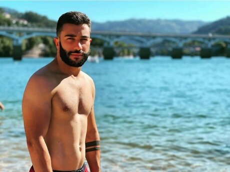 Photo nue de fuite OnlyFans de Bruno Linhares