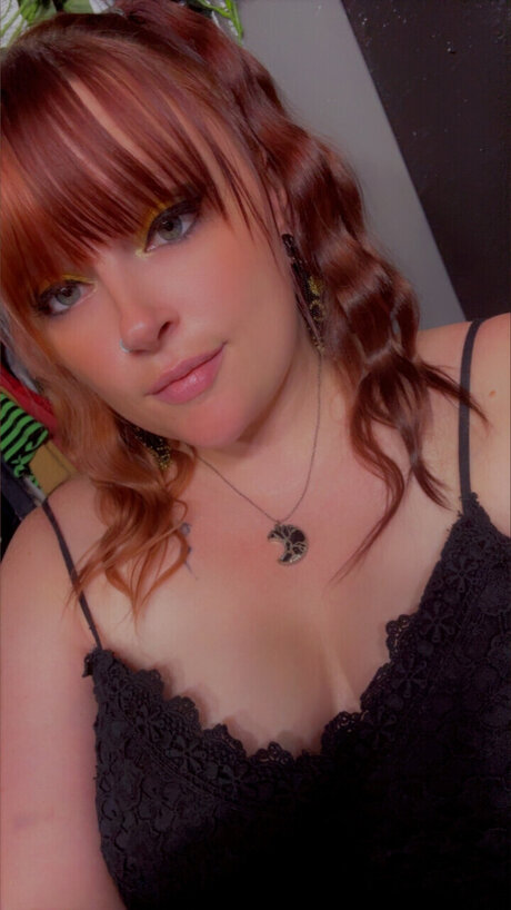 Photo nue de fuite OnlyFans de Bloom After Dark