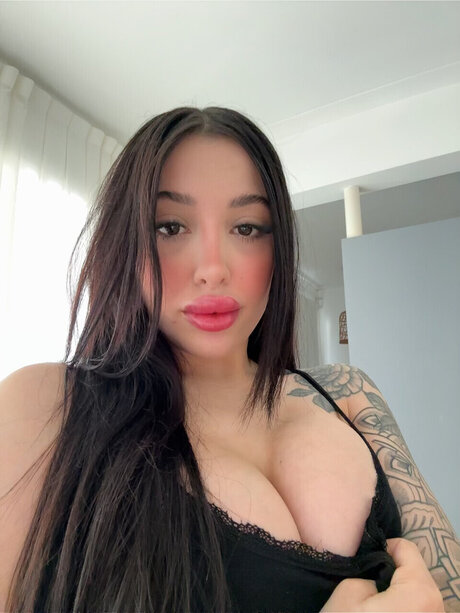 Photo nue de fuite OnlyFans de Valen 