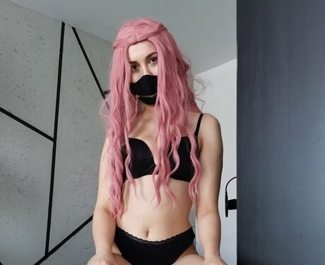 Photo nue de fuite OnlyFans de Olivia Yun  Free