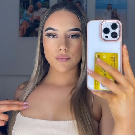 Photo nue de fuite OnlyFans de Ameliabastian