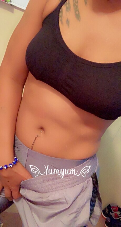 Photo nue de fuite OnlyFans de Yumyum
