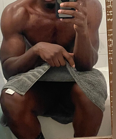 Photo nue de fuite OnlyFans de Sluggawood11d