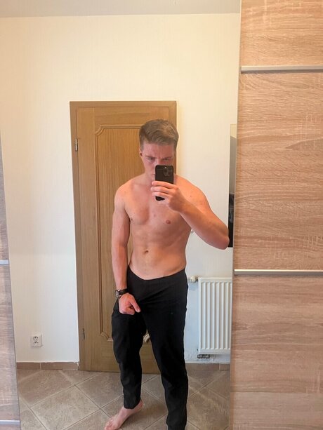 Photo nue de fuite OnlyFans de Tuckerell