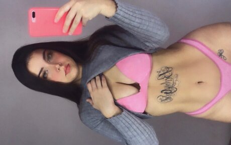 Photo nue de fuite OnlyFans de Val 