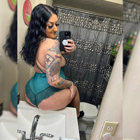 Photo nue de fuite OnlyFans de Thickgirlxoxo