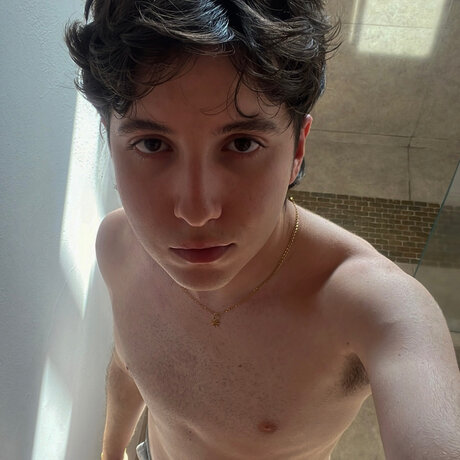 Photo nue de fuite OnlyFans de L