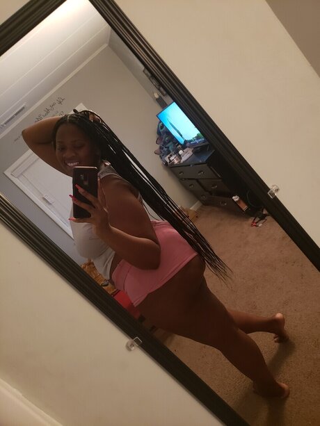 Photo nue de fuite OnlyFans de  Cheeks 