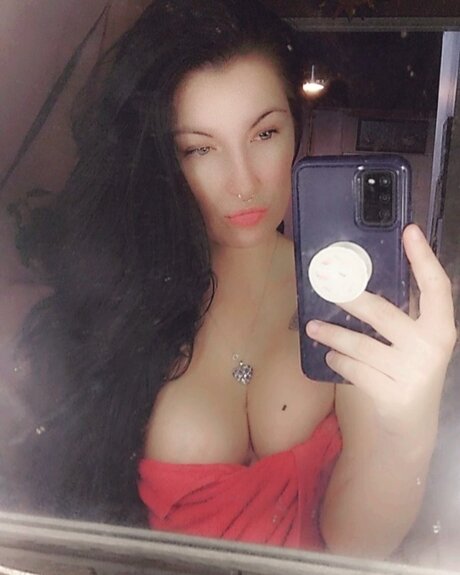 Photo nue de fuite OnlyFans de Dianne