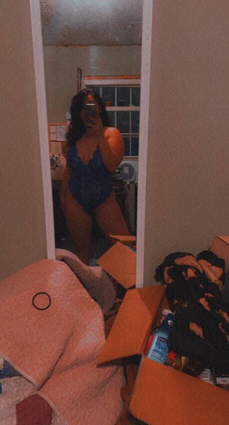 Photo nue de fuite OnlyFans de Min