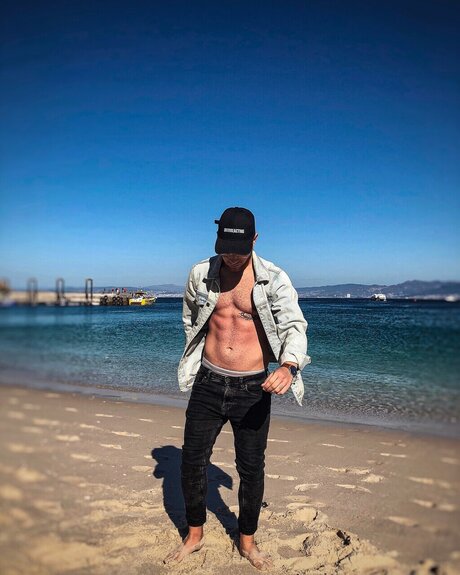 Photo nue de fuite OnlyFans de Vv5