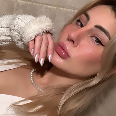 Photo nue de fuite OnlyFans de Carla Zeida