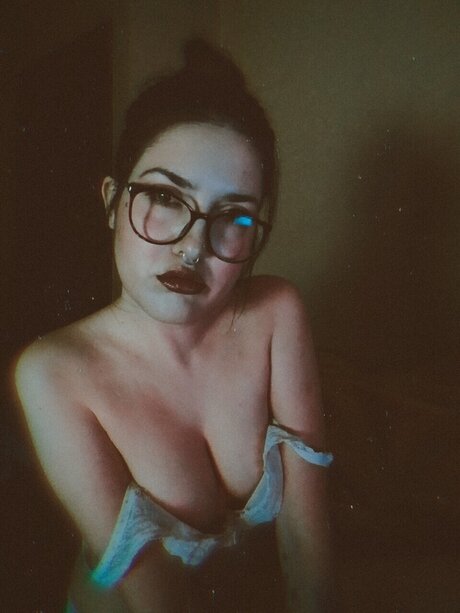 Photo nue de fuite OnlyFans de Zeppelin
